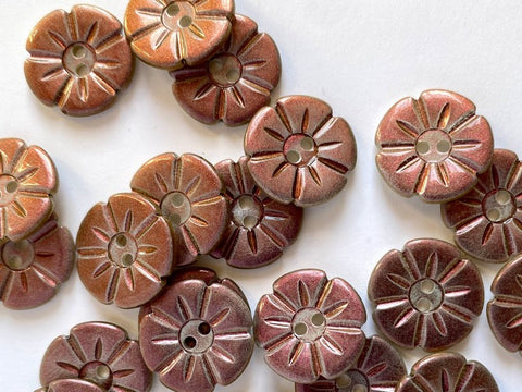 Shell Flower Shape with Iridescent Colours Rusty Pink 15mm
