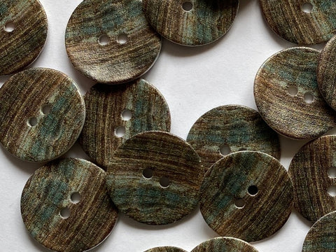 Brown Green Streaky Shell 18mm