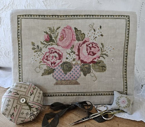 Samplers Not Forgotten - Peony Pocket & Accessories